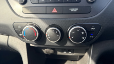 Hyundai i10 1.0 SE 5dr Petrol Hatchback